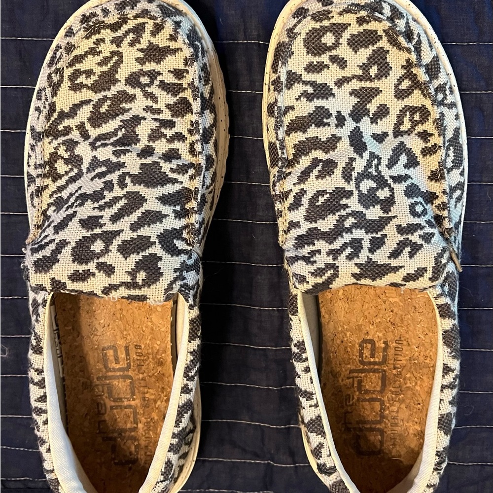 Hey Dude Women's Leopard Print Sneakers